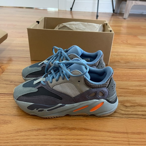 Yeezy Boost Men Size 5.5 Carbon Blue Like NEW - Picture 6 of 9